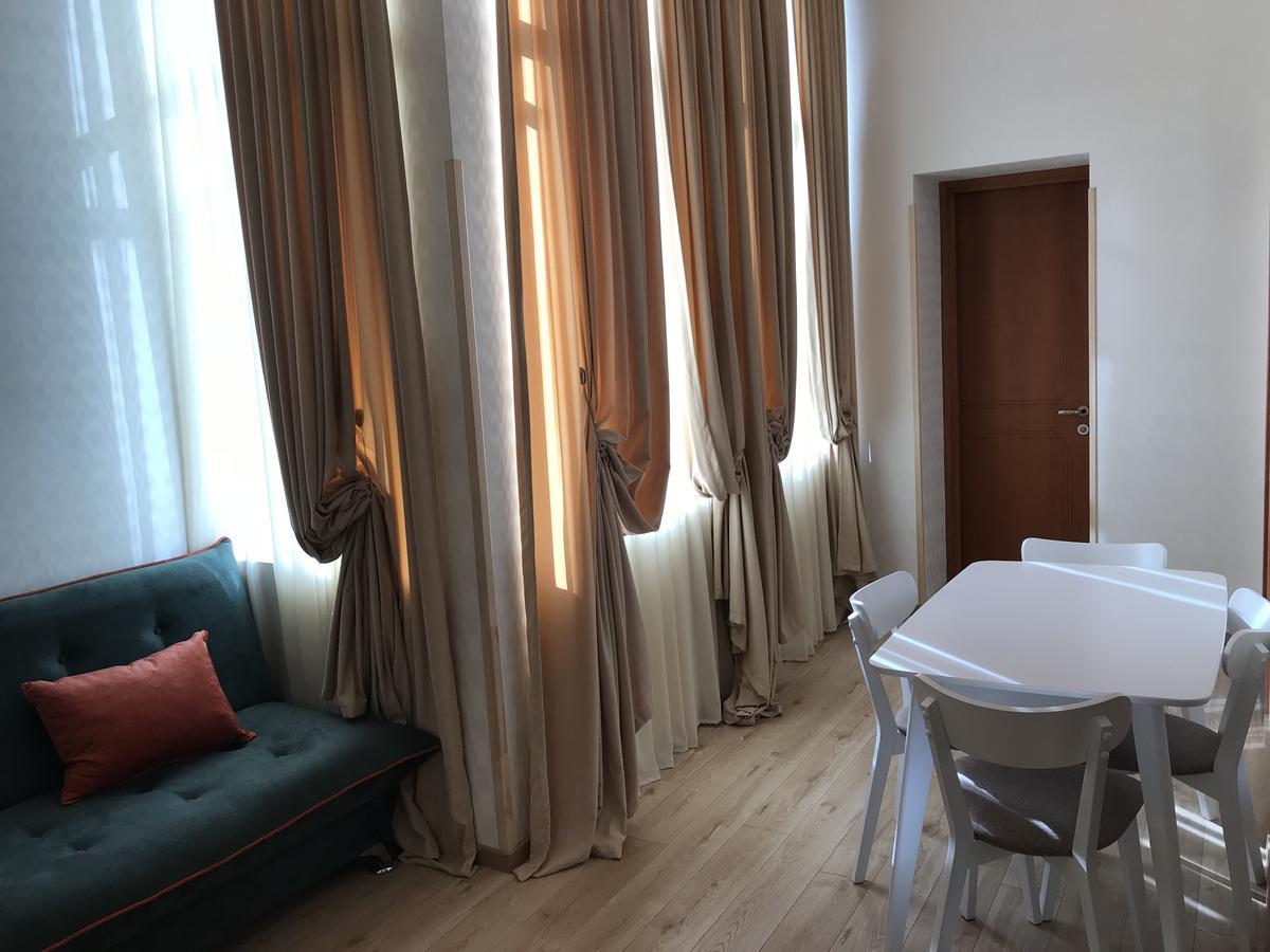 Full Comfort Apartment On Aghmashenebeli Tiflis Exterior foto