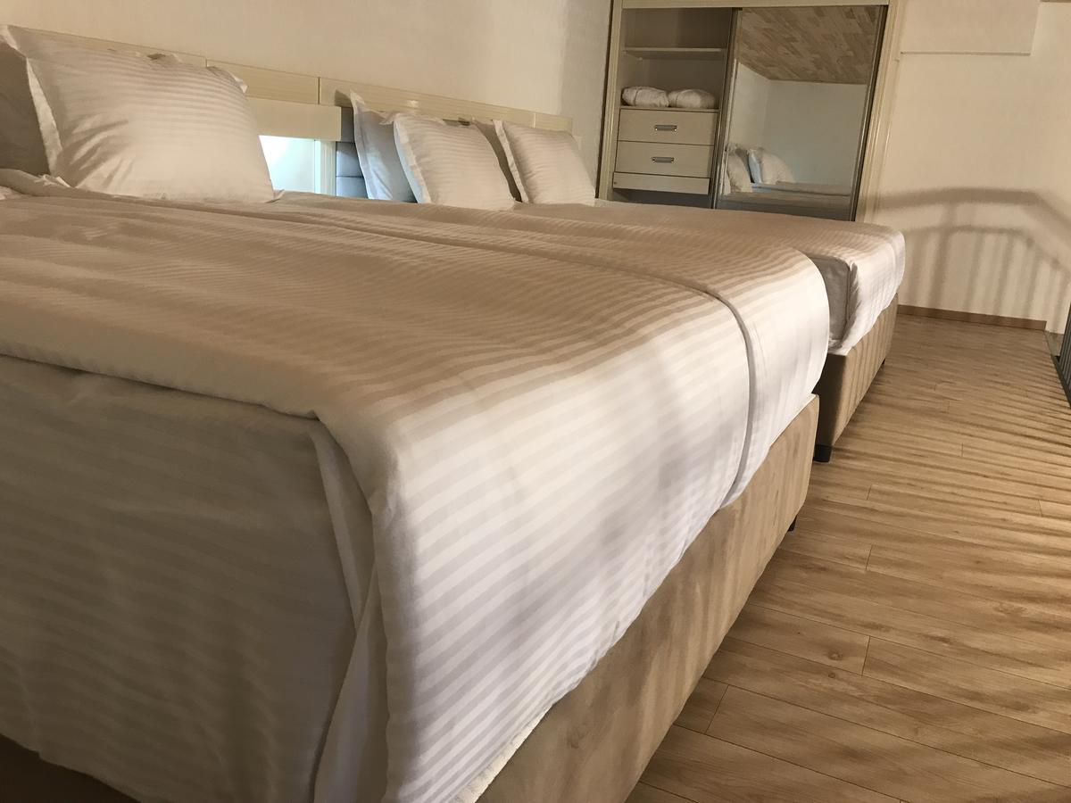 Full Comfort Apartment On Aghmashenebeli Tiflis Exterior foto