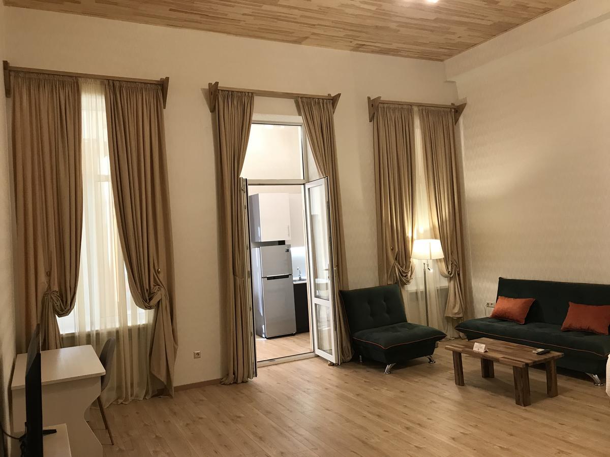 Full Comfort Apartment On Aghmashenebeli Tiflis Exterior foto